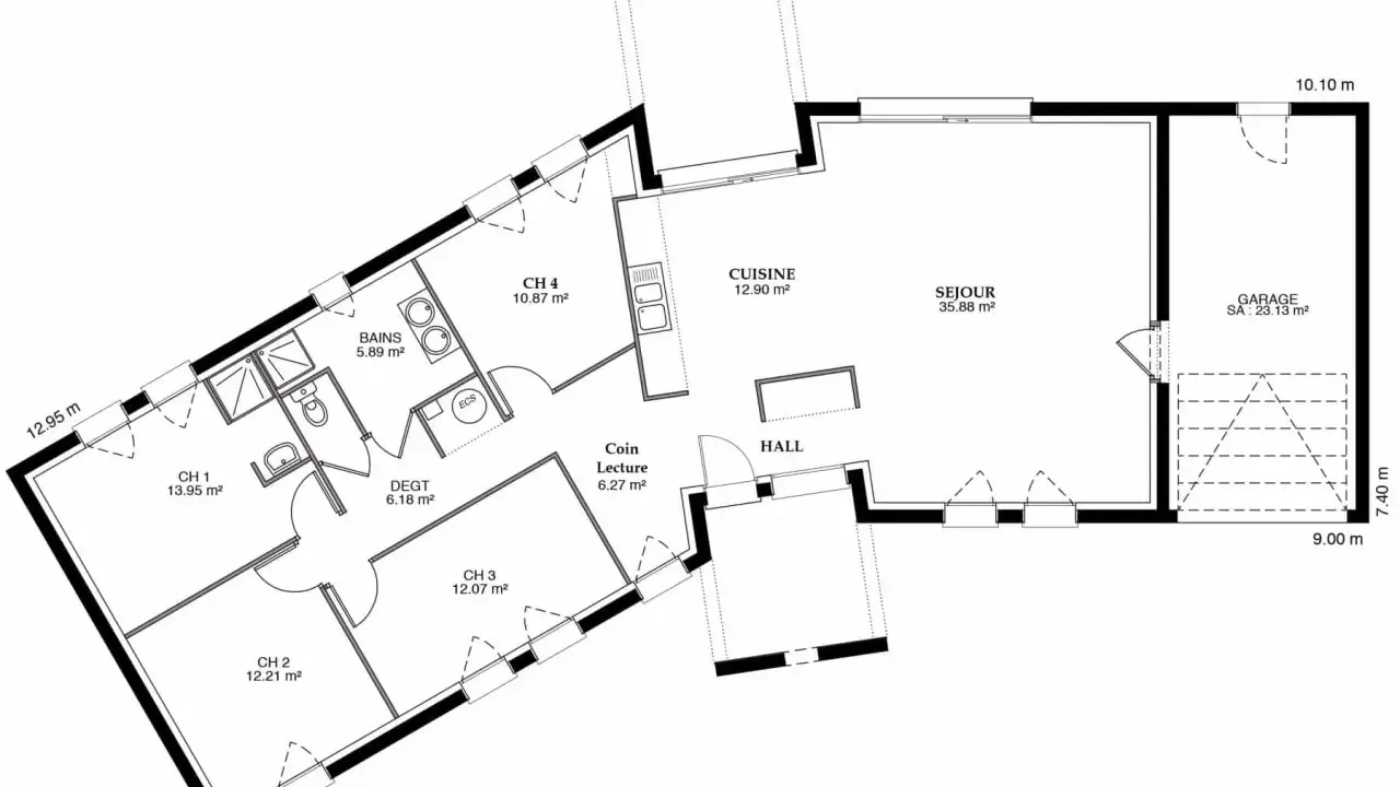 Plan maison 130m2 : 4 chambres, grand séjour, cuisine, salle de bain, WC, coin lecture et garage.
