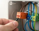 Schéma de branchement d'un radiateur électrique avec fil pilote. Connexion des fils dans une boîte de dérivation.