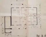 Plan maison Phénix 1980 : 3 chambres, séjour, cuisine, entrée, WC, salle de bain et dégagement.