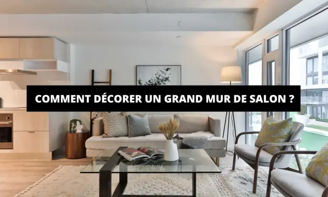 Idées pour comment décorer un grand mur de salon : un tableau végétal, un canapé confortable et des fauteuils invitants.